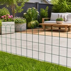 Reliable Green Garden Border Fence for a Tidy Outdoor Area