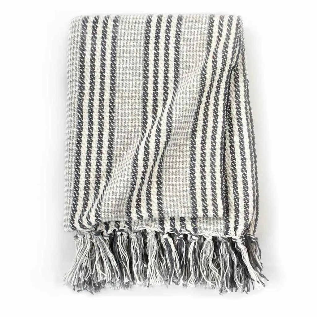Cotton Throw Blanket Soft Plaid 125x150 cm Grey White Stripes Tassels