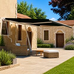Reliable Manual Retractable Awning 500x300 cm in Anthracite