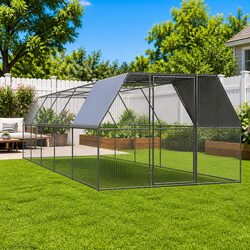 Reliable Chicken Cage for Outdoor Use
