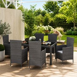 Value and Comfort in a 7 Piece Outdoor Dining Set