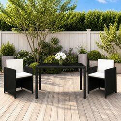 Comfort and Value in an Outdoor Dining Set