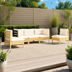 Comfortable and Practical Lounge Set for Outdoor Use