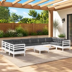 Comfortable Wooden Lounge Set: Practical Outdoor Furniture