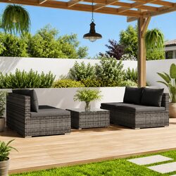 Comfortable and Practical 5 Piece Garden Lounge Set