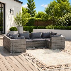 Comfort Meets Value: 6-Piece Outdoor Lounge Set