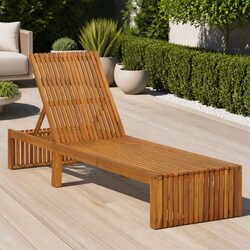 Reliable Acacia Wood Lounger Designed for Outdoor Comfort