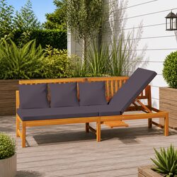 Comfortable and Durable Outdoor Day Bed