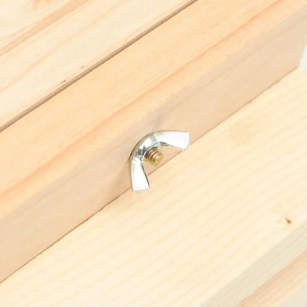 Bee Hotel Wooden Nesting House Solitary Bee Habitat Garden Outdoor Brown 22x20x20cm