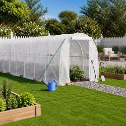 Reliable Greenhouse 20x2x2m for Year-Round Use
