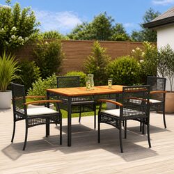 5 Piece Outdoor Dining Set: Comfortable and Affordable