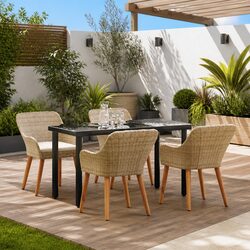 Comfort and Value in 5-Piece Outdoor Dining Set