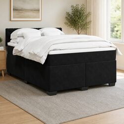 Comfortable Queen Size Bed with Practical Features
