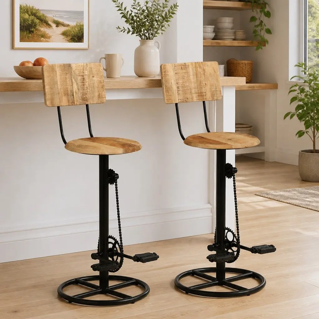 Bar Stools 2 pcs in Solid Wood for Comfort