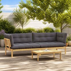 Warm and Inviting Outdoor Pallet Sofa Set