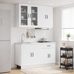 Dependable Kitchen Unit in High Gloss White for Everyday Use