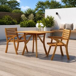 A Reliable Garden Table in Solid Acacia Wood