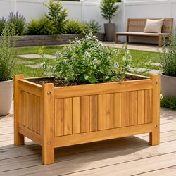 Warm and Practical Wooden Garden Planter Box