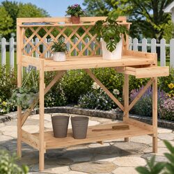 Potting Bench: Practical and Reliable for Garden Use