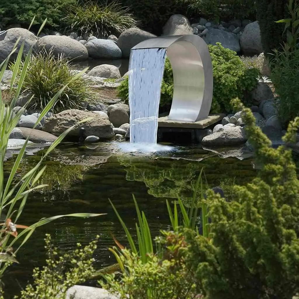 Outdoor Water Feature Fountain Water Cascade Silver for Garden Pond and Pool 45x30x60cm