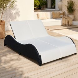 Comfortable Double Rattan Lounger with Removable Cushions