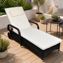 Comfortable and Reliable Outdoor Lounger