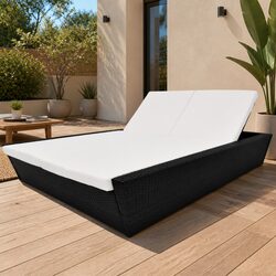 Comfort and Quality in a Double Outdoor Lounge Bed