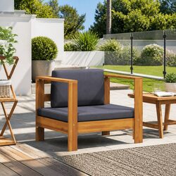Comfortable Garden Sofa Chair with Practical Design