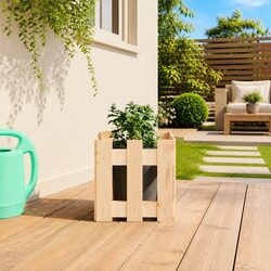 Warm and Reliable Garden Planter Box for Your Flowers