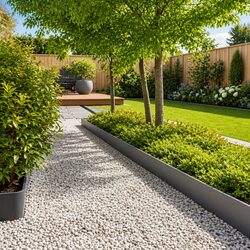 Practical 30-Piece Steel Lawn Edging for Home Improvement