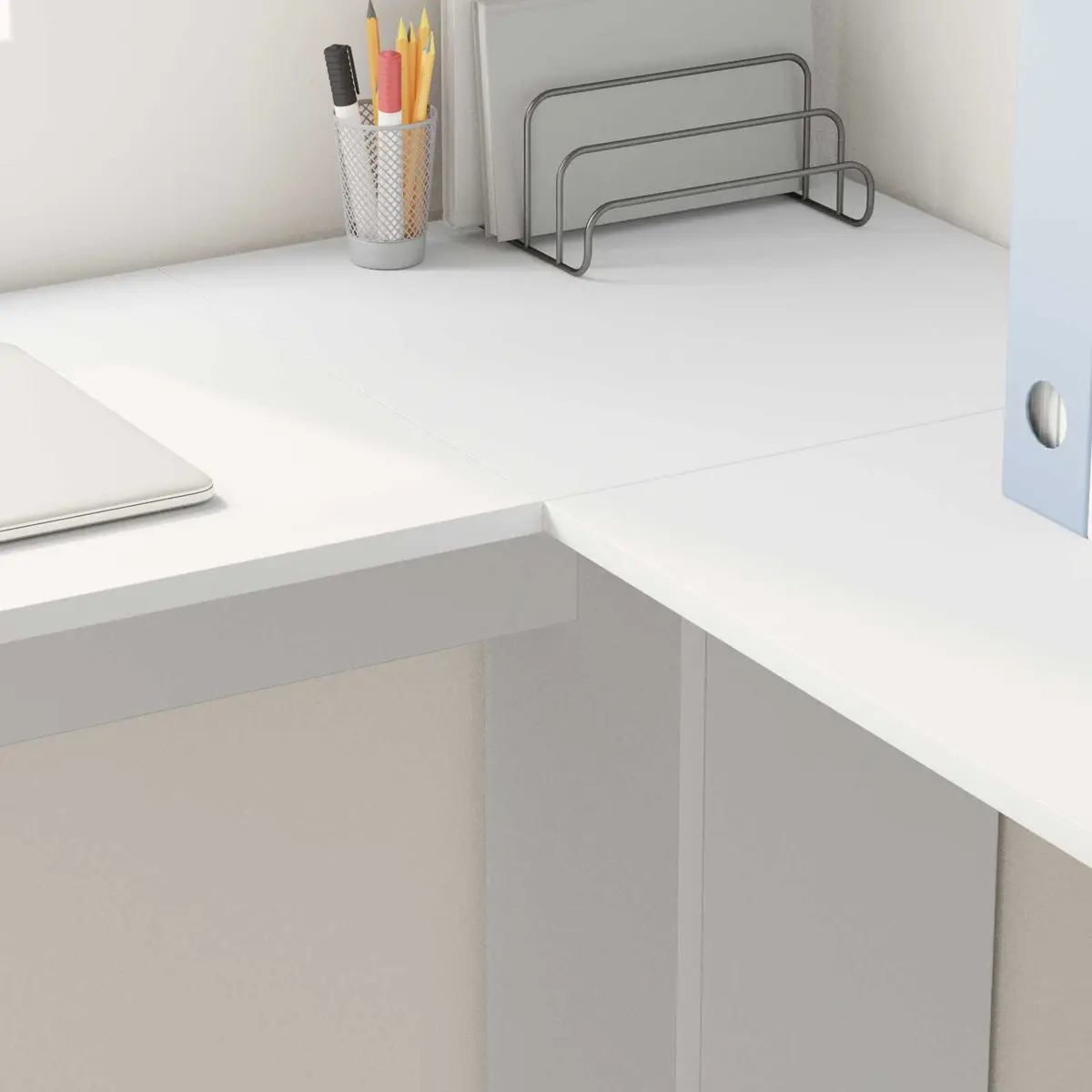 Corner Desk White 140 x 113.5 x 75 cm Engineered Wood Home Office Workstation