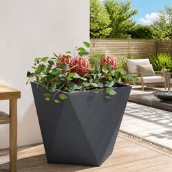 Reliable Steel Planter Box for Outdoor Use 50x50x50cm