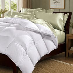 Goose Feather Down Quilt: Warmth and Comfort