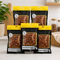 Wholesome Chicken Meat Balls: Practical Treats for Dogs 180g x 5 Pack