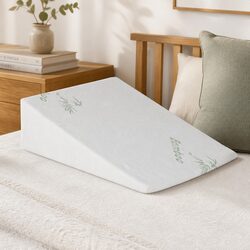 Comfortable Wedge Pillow Offering Practical Solutions