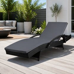 Comfortable Outdoor Sun Lounge Chair with Cushions