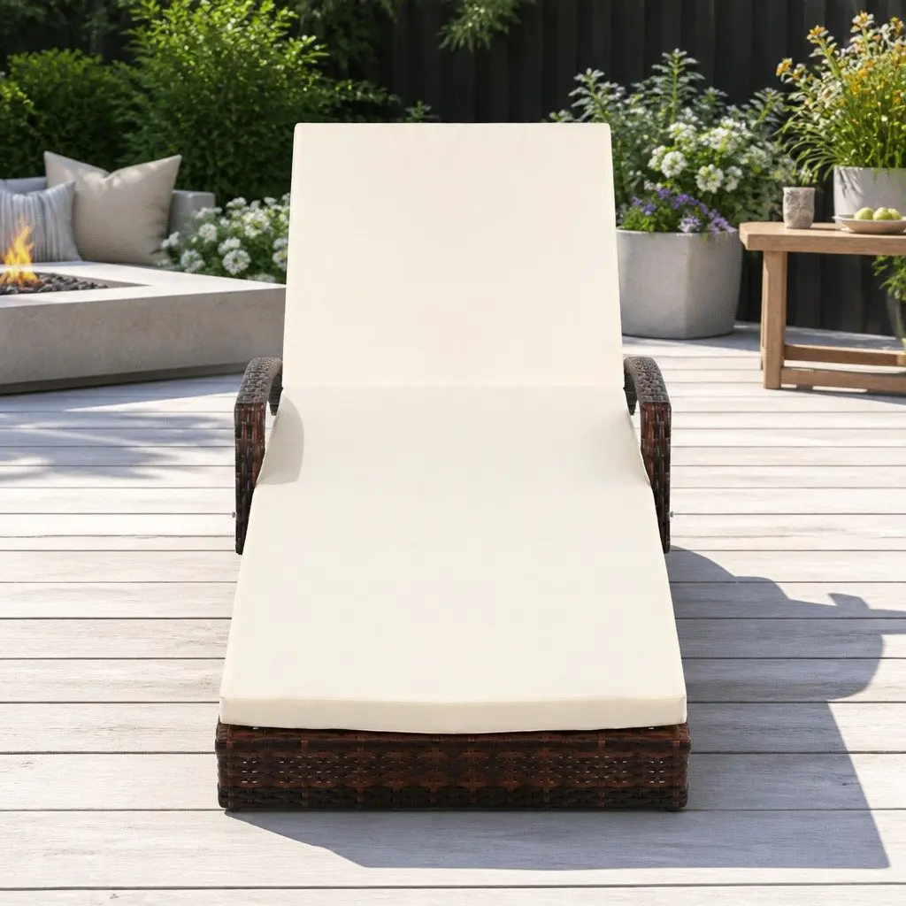 Outdoor Sun Lounge Chair Wicker Lounger Patio Furniture Adjustable Backrest