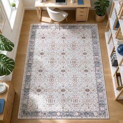 240x340cm Rug with Geometric Design: Practical and Stylish