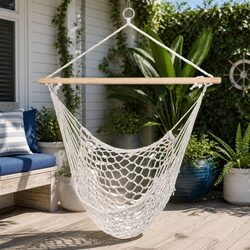 Comfortable Hammock Chair Offering Practical Value