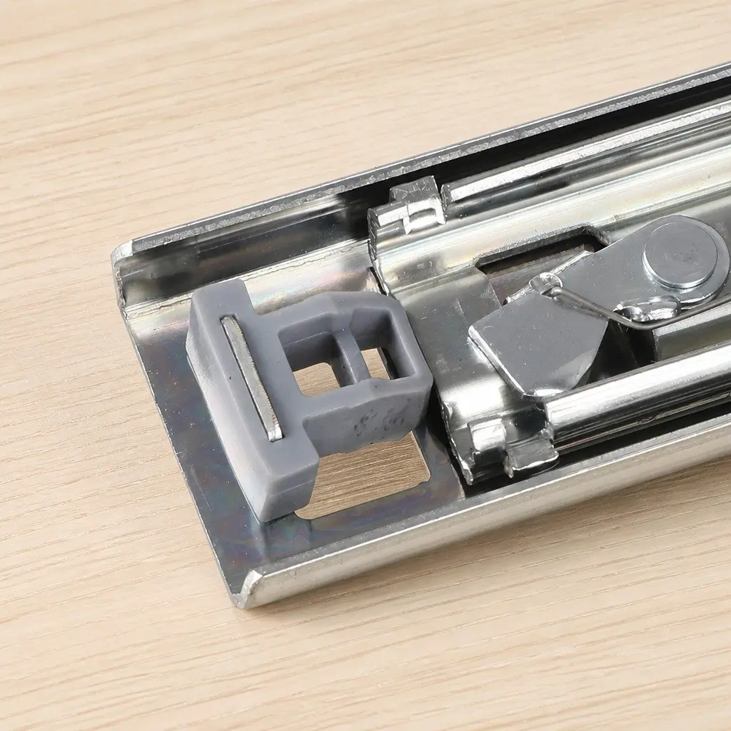 Locking Drawer Slides 559MM 150KG Capacity