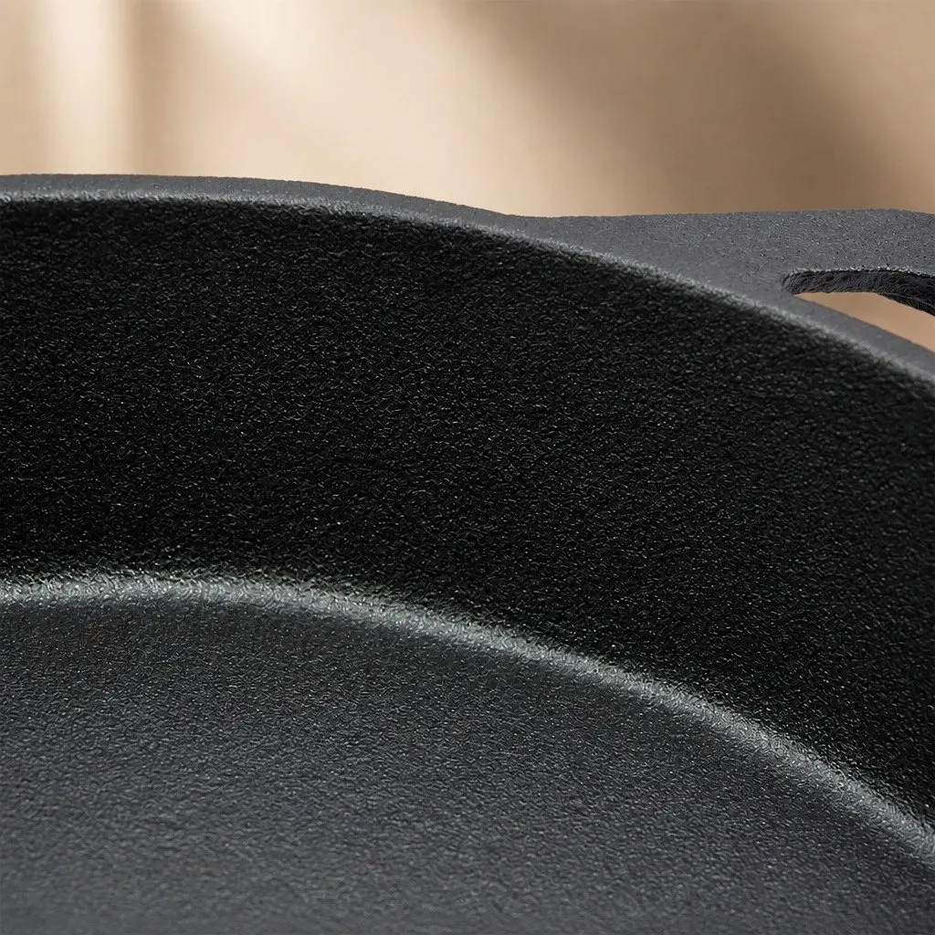 Cast Iron Frying Pan Non Stick Skillet 29.7 cm Black