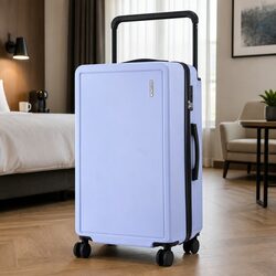 Reliable 28 Inch Suitcase: Ideal for Travelers