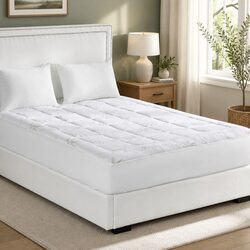Comfort and Value in a Queen Bamboo Mattress Topper