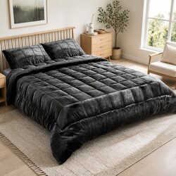 Comfortable Queen Faux Mink Quilt with Silvery Sheen