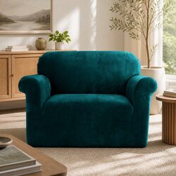 Comforting 1-Seater Sofa Cover: Velvet Protection