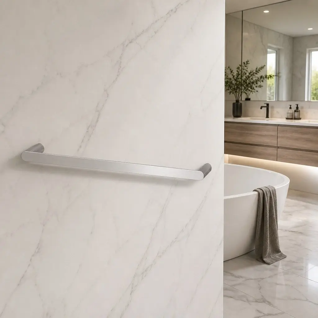 600mm Wall Mounted Towel Rack in Silver