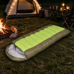 Warm and Practical Sleeping Bag for Outdoor Comfort
