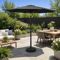 Reliable 2.7m Outdoor Umbrella with Practical Features