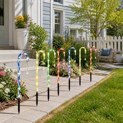 Christmas Path Lights: 8 PCS Solar LED Decorations