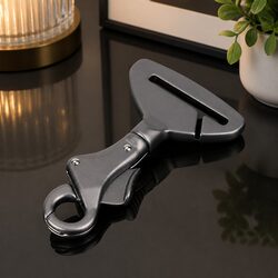 Pet Car Seatbelt Safety Hook Lightweight Travel Security Restraint Dog Harness